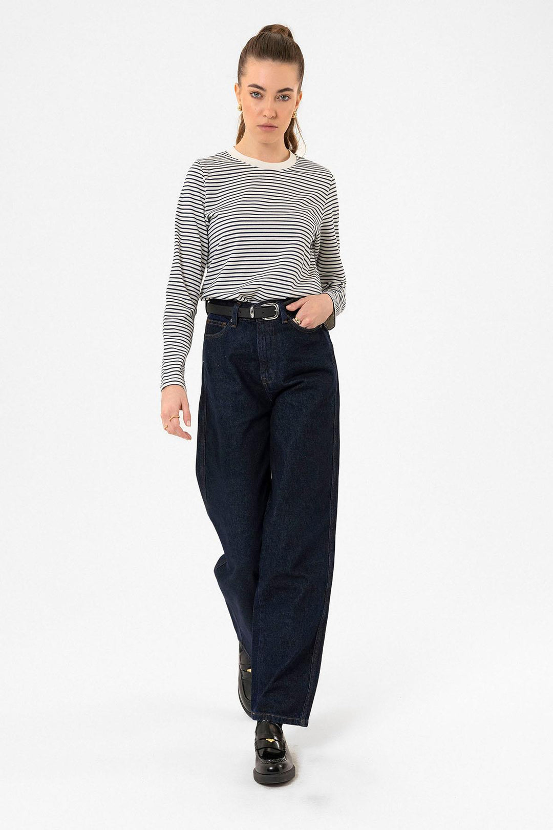 ANT Antioch Blue Striped Women's Seasonal Sweater - Reading
