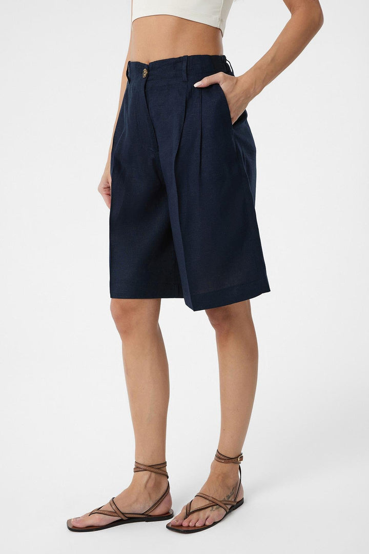 ANT Antioch Navy Linen Blend Women's Bermuda Shorts - Amarillo
