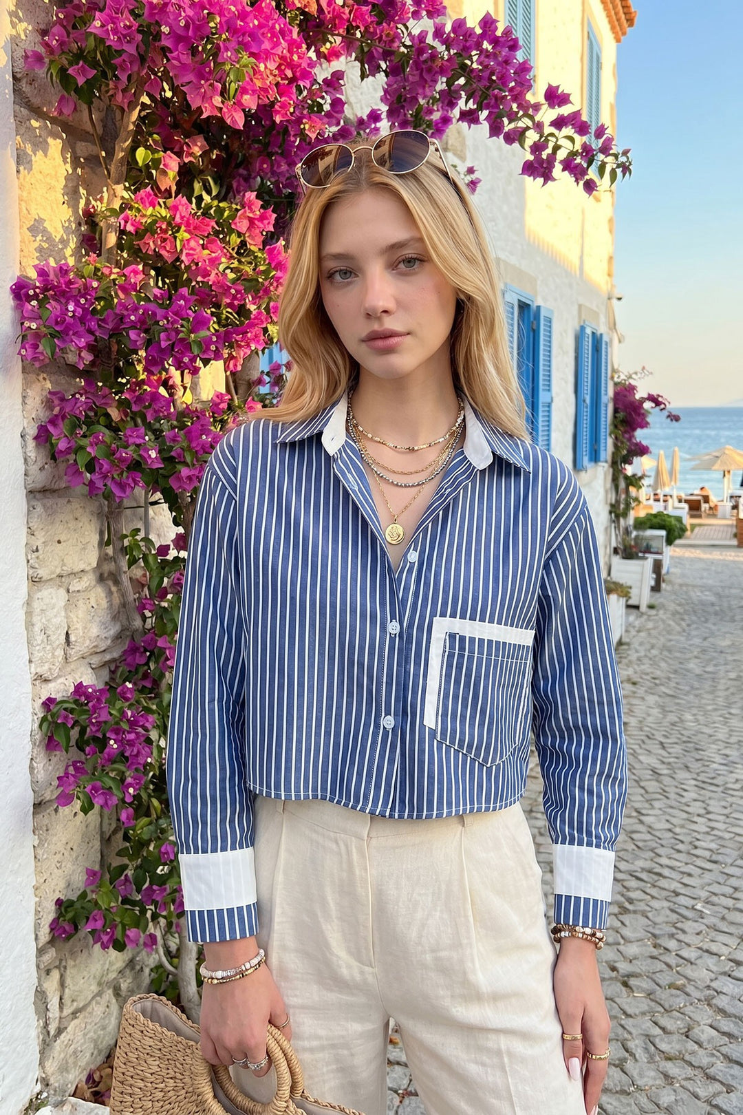 Lacivert Manşet Ve Cepleri Garnili Çizgili Oversize Crop Dokuma Gömlek - Banbury