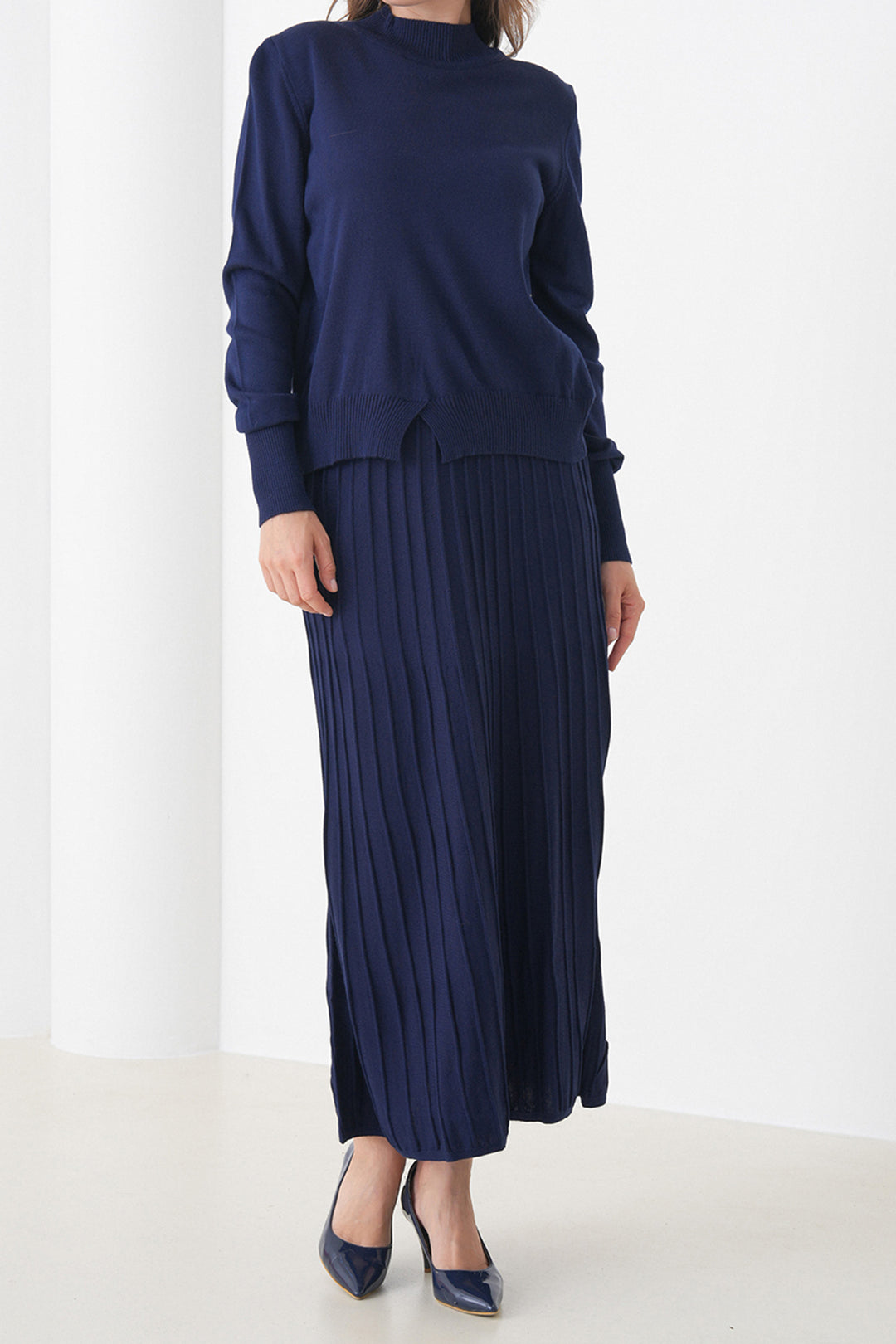 Navy Blue Half Fisherman Collar Sweater and Midi Pleated Skirt Set BCHPK-251253 - Gagny
