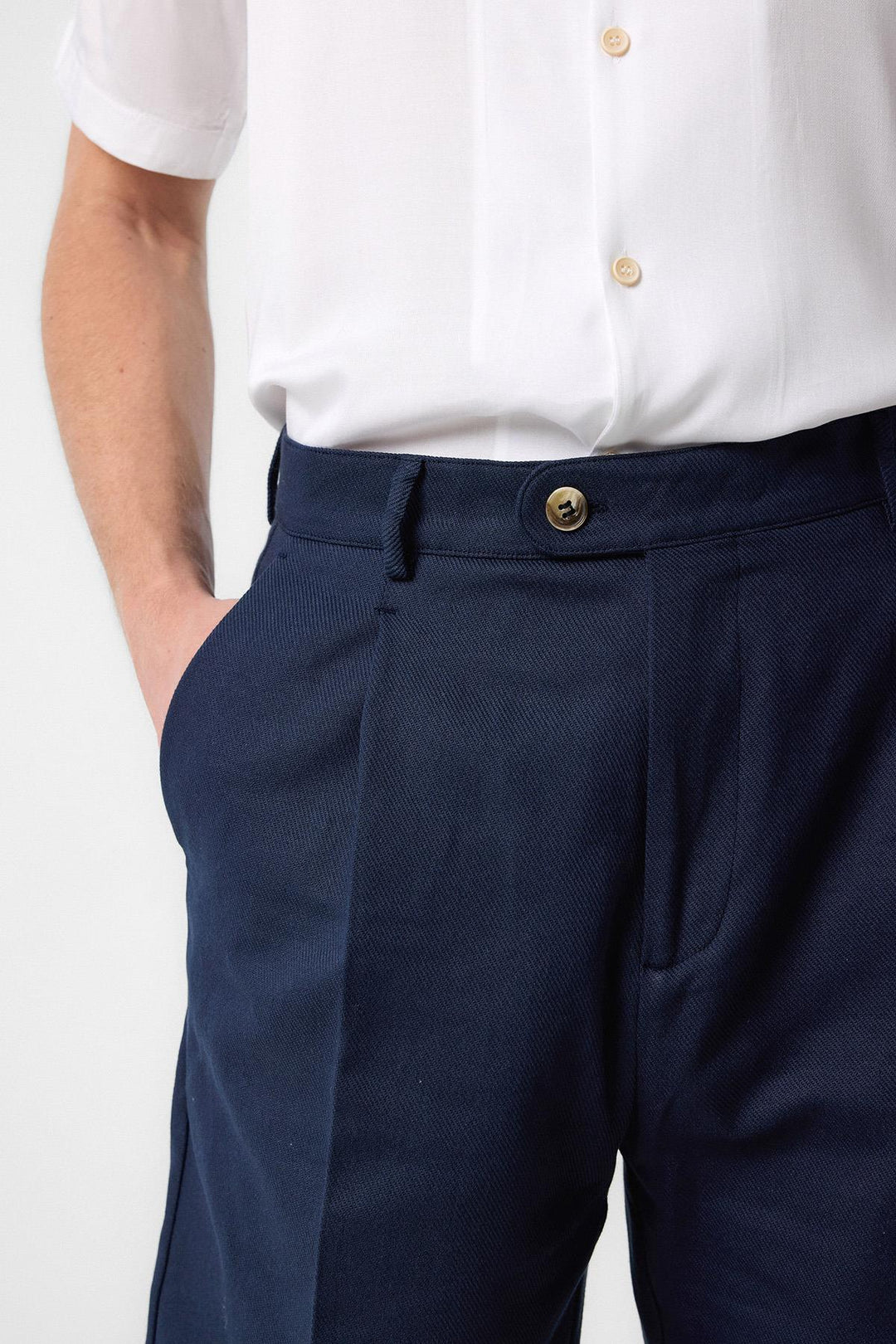 ANT Antioch Navy High Waist Pleated Men's Shorts - Pinneberg