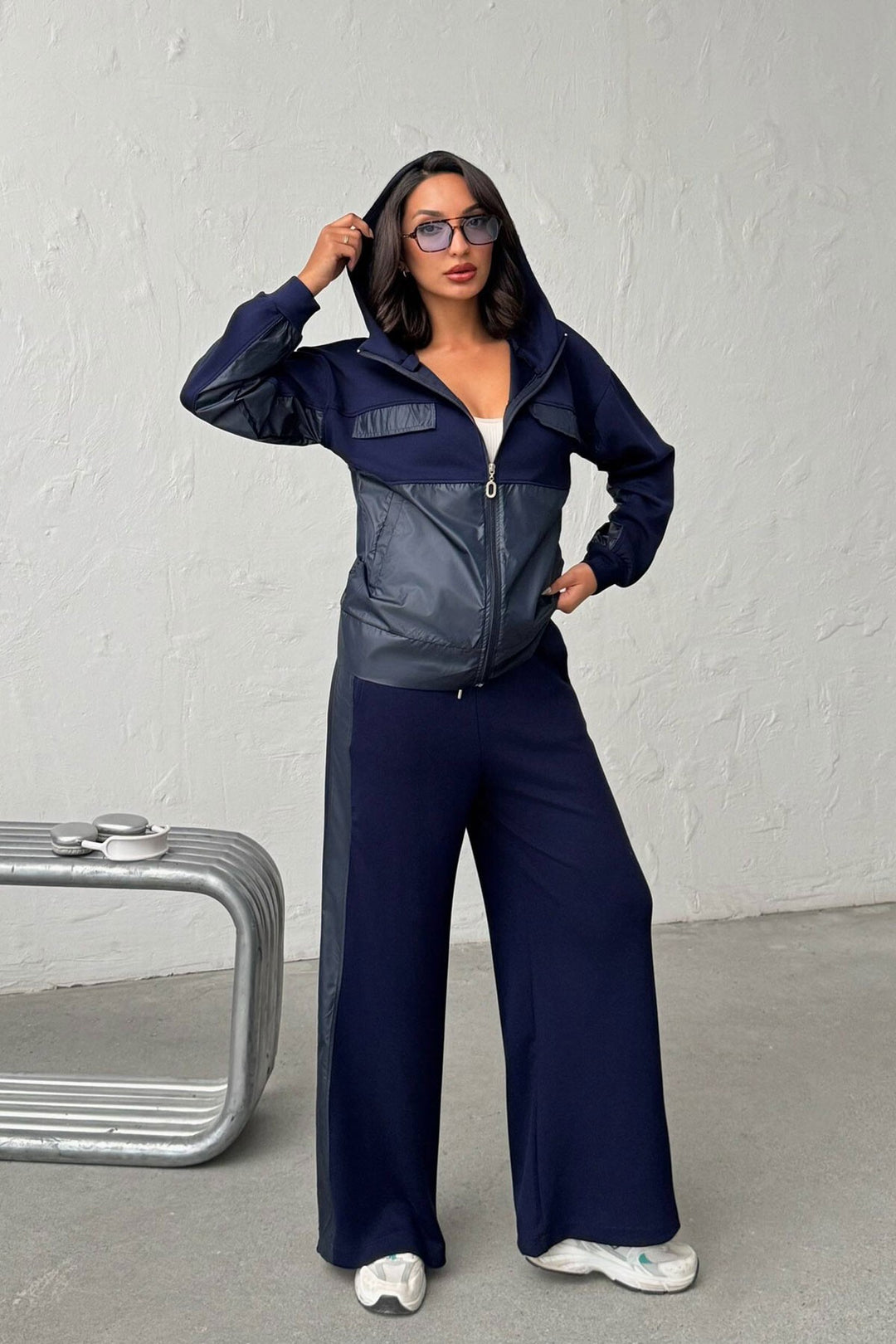 Lacivert Yumuşak Dokulu Garnili Kapüşonlu Sweatshirt Ve Pantolon Alt Üst Takım BCHN-25261023 - New Brunswick