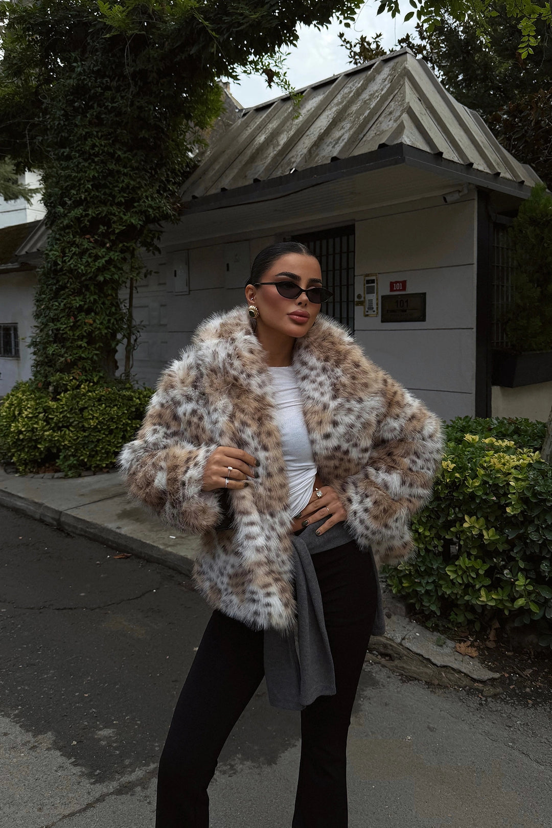 EYY Women Leopard Fur - Chelmsford