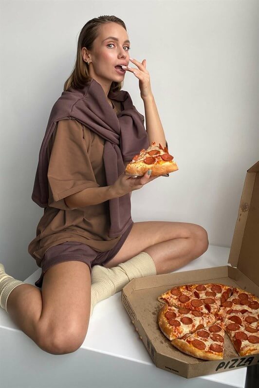 MDX Milk Coffee Oversize Basic Women's T-Shirt - Perth