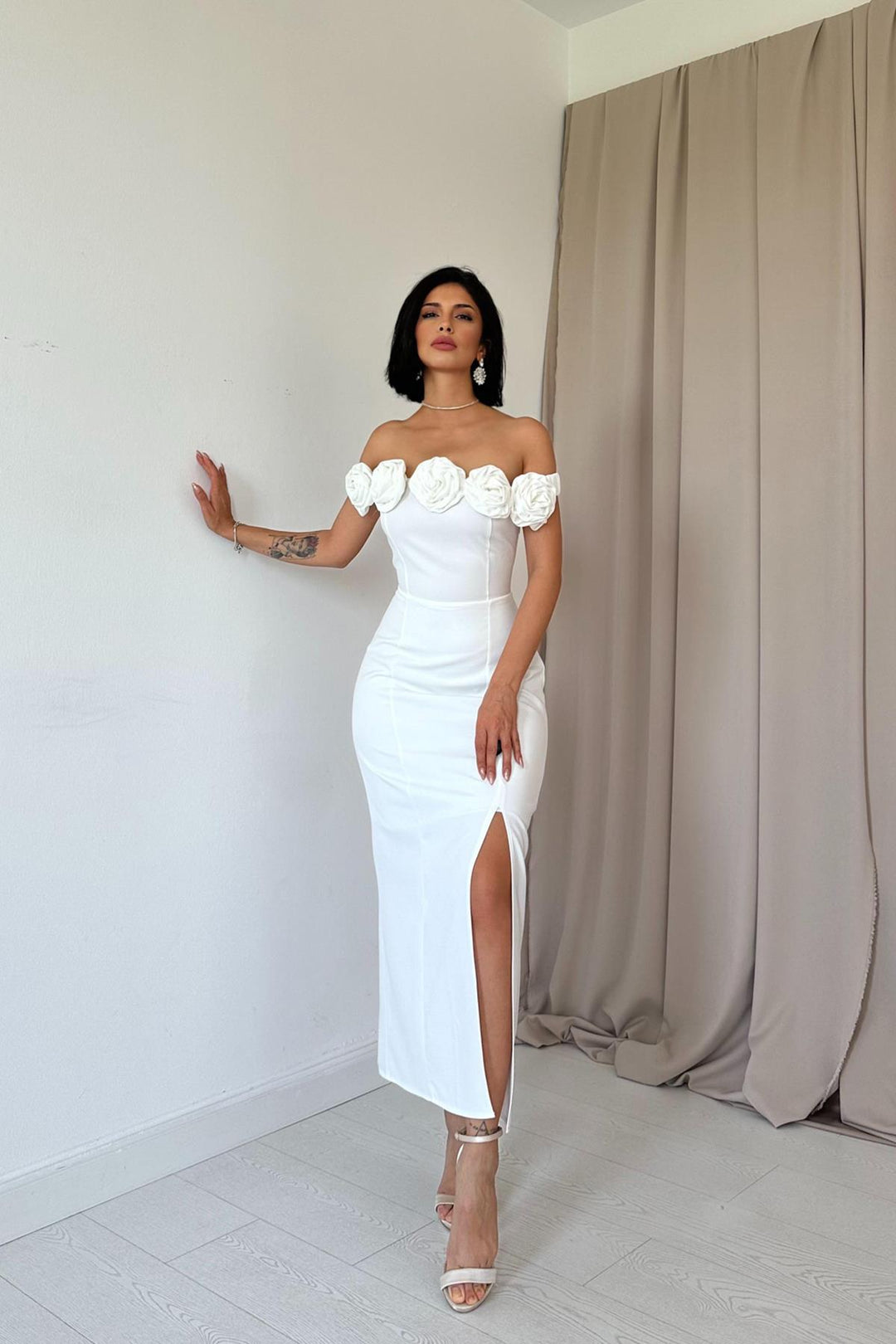 ELS Madonna Neck Rose Dress - White - Yucaipa