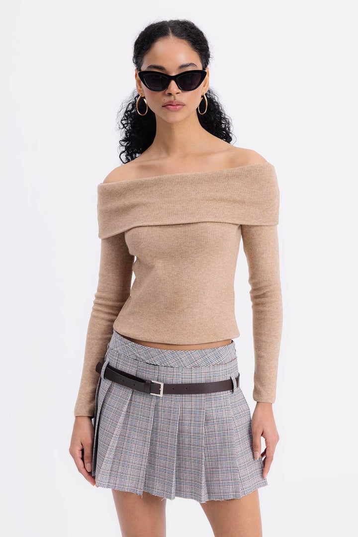 BSL Women Madonna Collar Sweater - Boca Raton