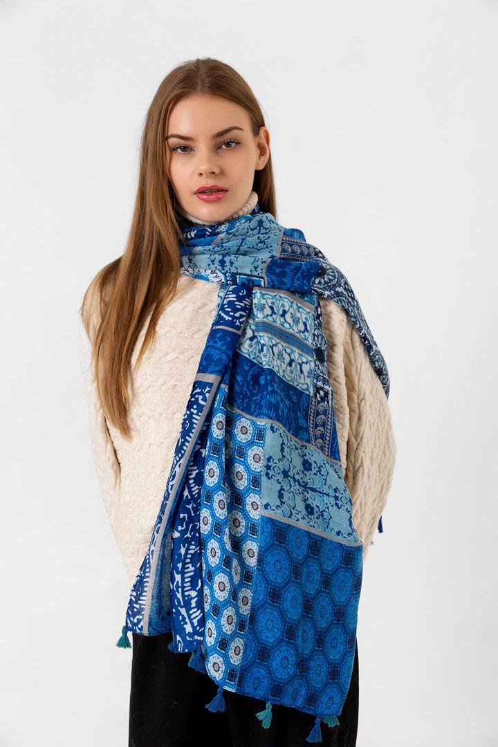 Blue Ethnic Patterned Fringed Shawl BCNSV-2515081 - Veghel