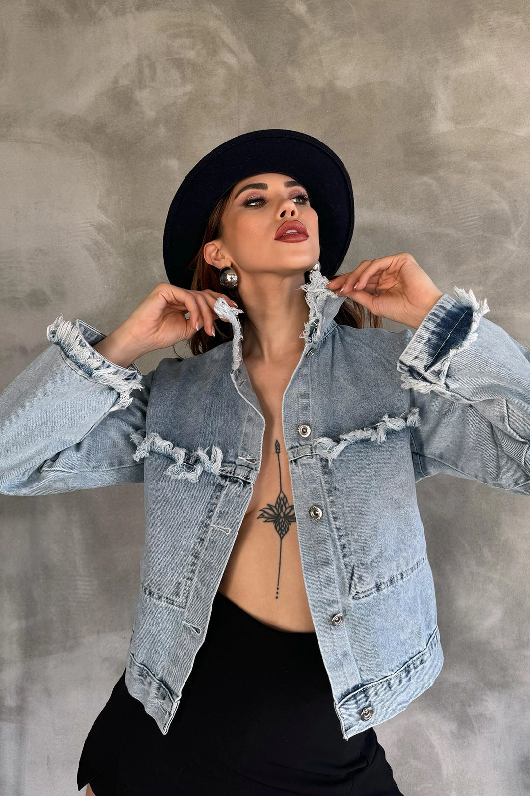 Blue Tassel Detailed Washed Relaxed Fit Denim Jacket BCDF-245412 - Gavá