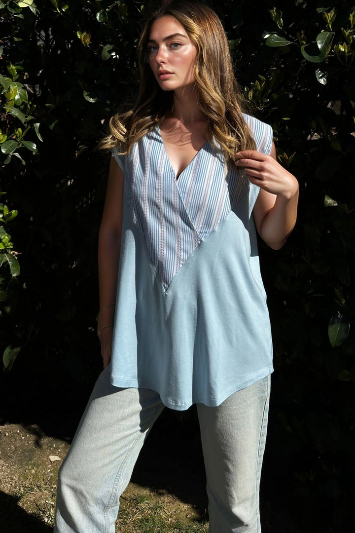 Blue Collar Double-Breasted Sleeveless Loose Blouse BCBSK-25700-3430 - Detmold