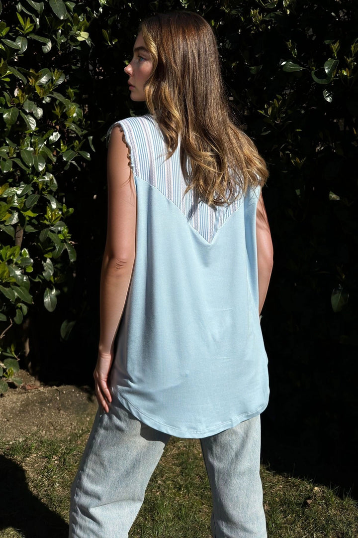 Blue Collar Double-Breasted Sleeveless Loose Blouse BCBSK-25700-3430 - Detmold