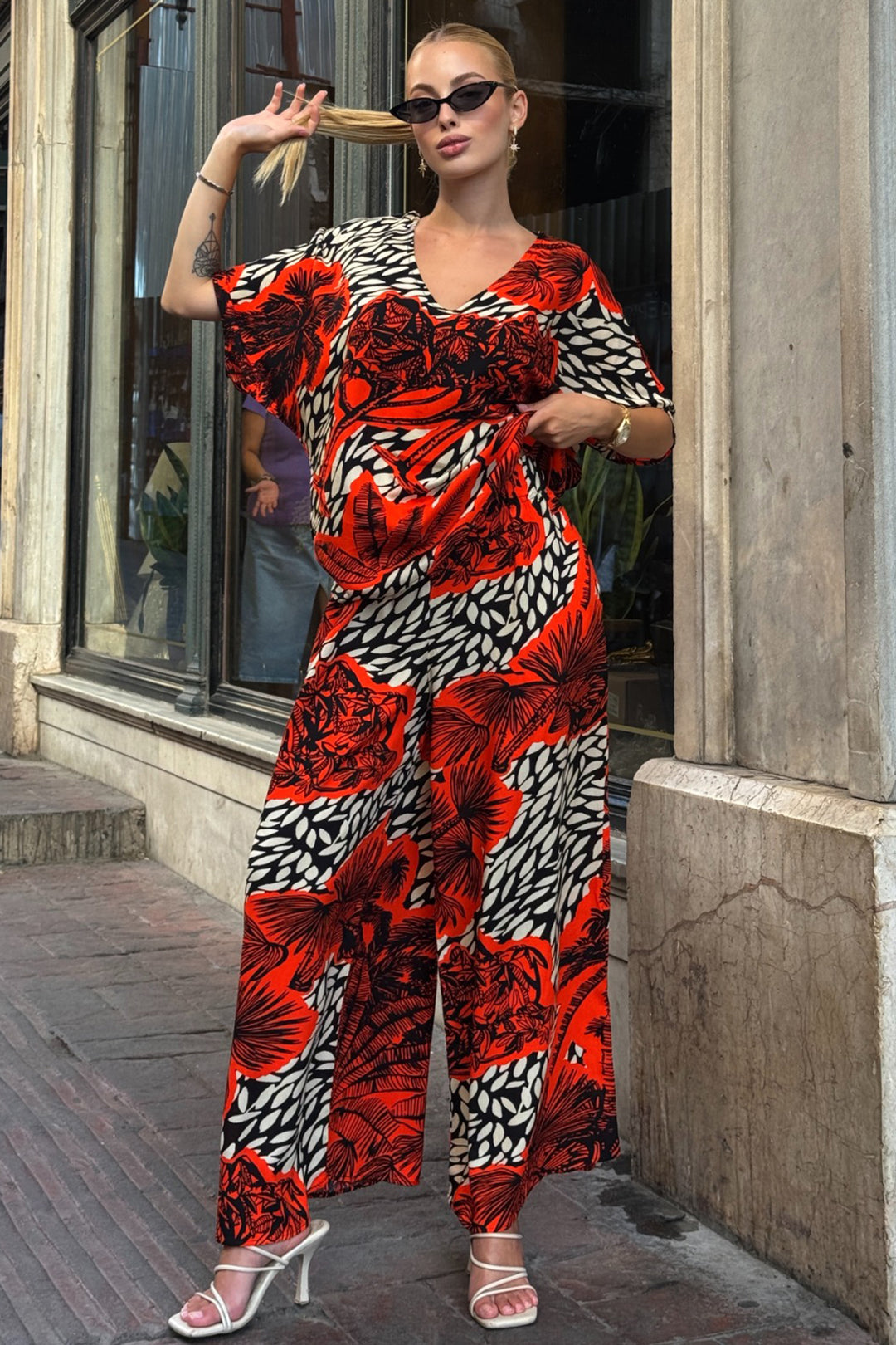 Coral Patterned V-Neck Half Sleeve Blouse and Elastic Waist Palazzo Pants Set BCVL-254001 - Augusta