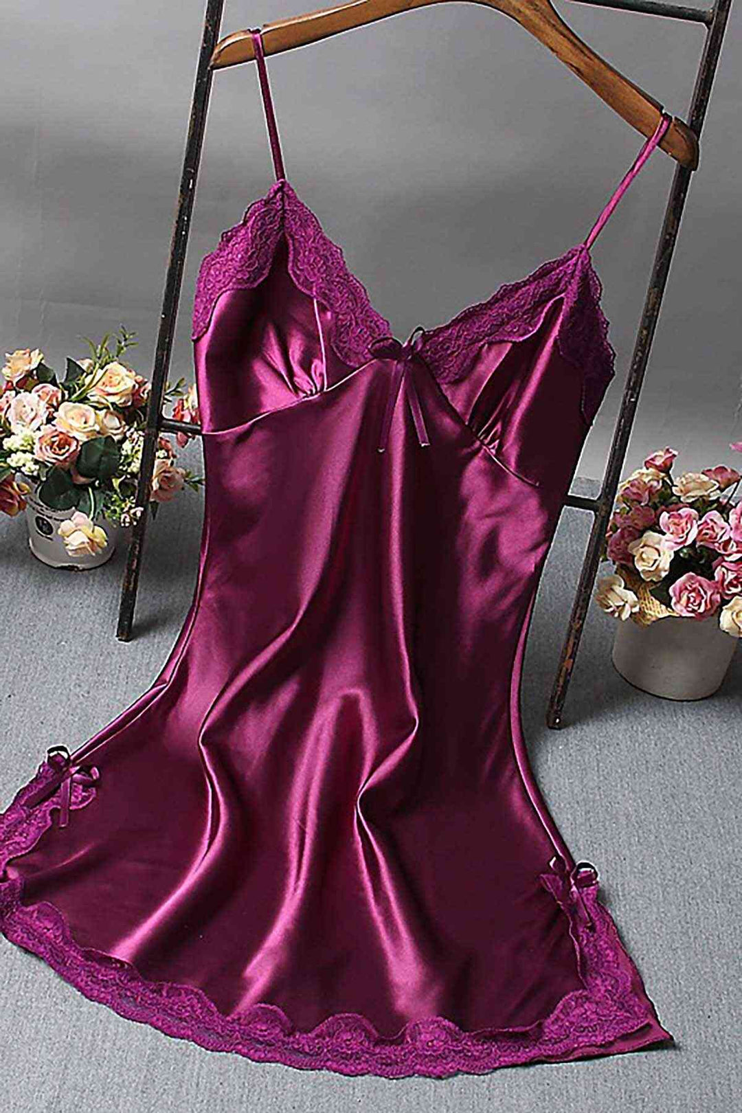 ثوب نوم IGR Women Merry See Lace قصير من الساتان أرجواني - Kateríni