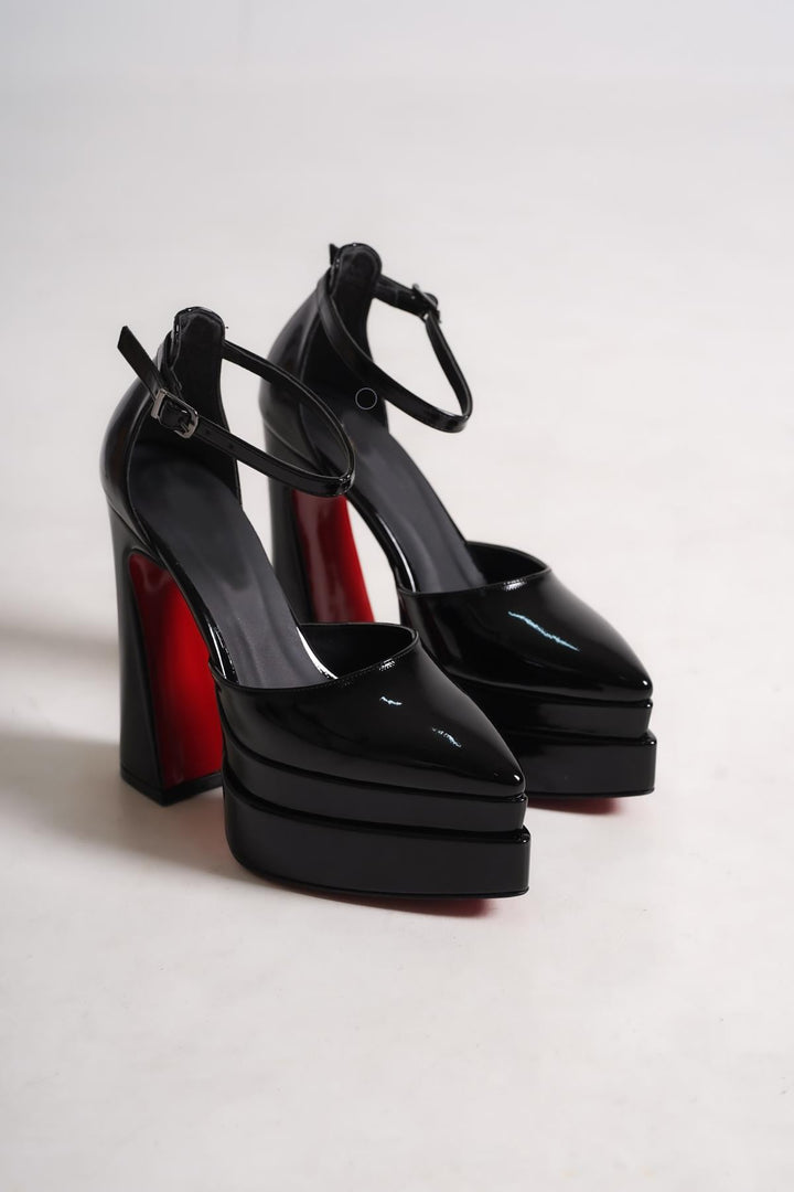 DSM Senator black patent leather double platform women's shoe - Uster