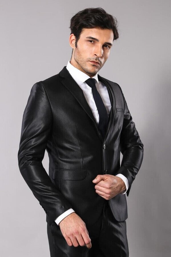WSS Modeled Shiny Black Suit  - Aalst