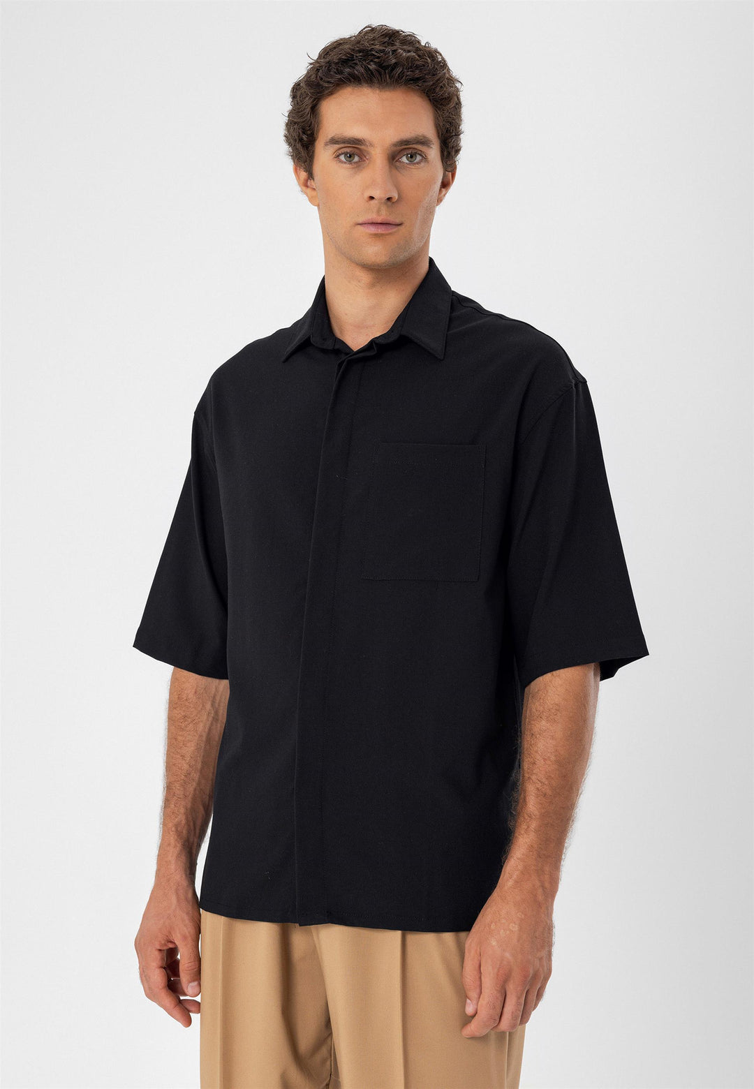 ANT Oversize Hidden Button Short Sleeve Men's Shirt - Sunderland