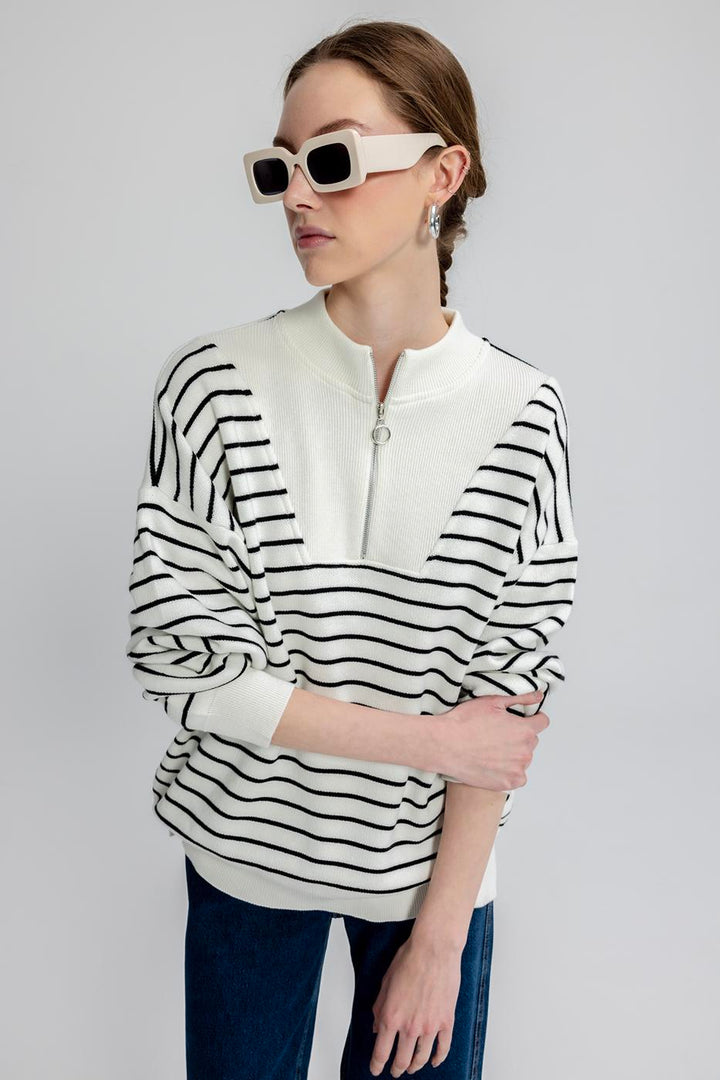 BSL Women Oversize Half Zipper Striped Knitwear Sweater - Vénissieux