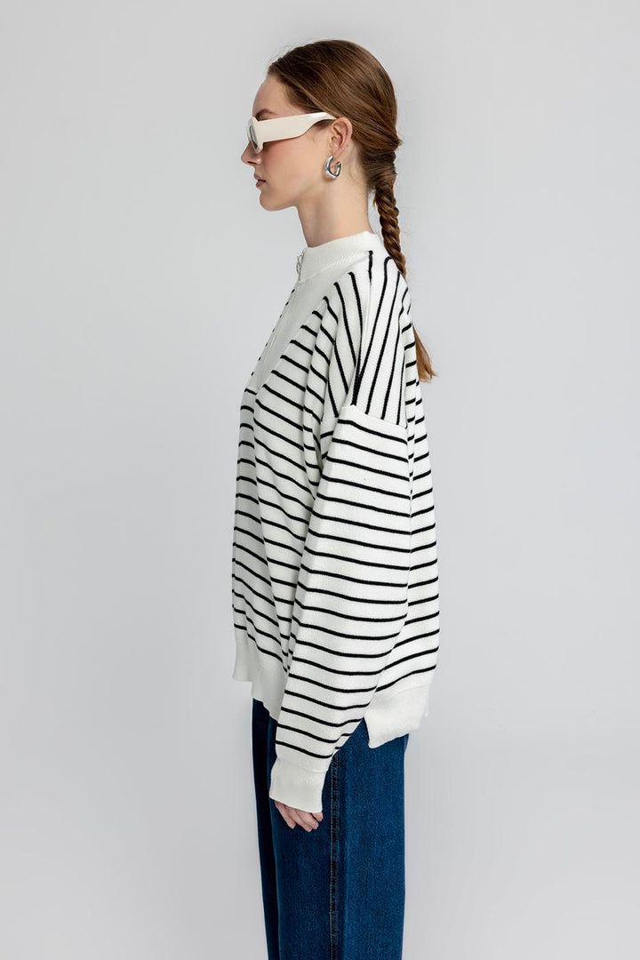 BSL Women Oversize Half Zipper Striped Knitwear Sweater - Vénissieux