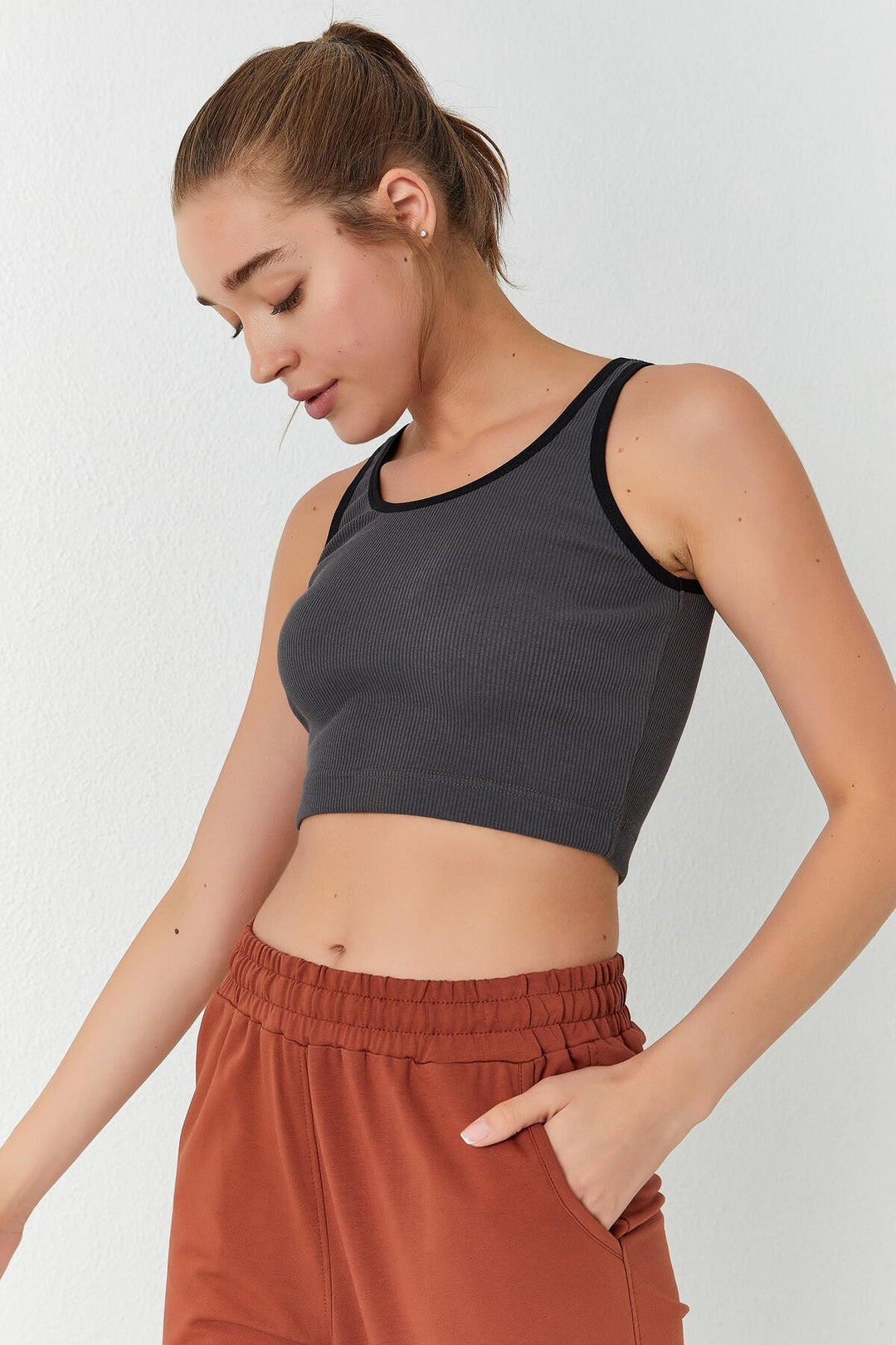 TMY Anthracite Basic صفر كم ضيق صالح U الرقبة المرأة المحاصيل الأعلى تانك الأعلى - 97160 - Norwalk