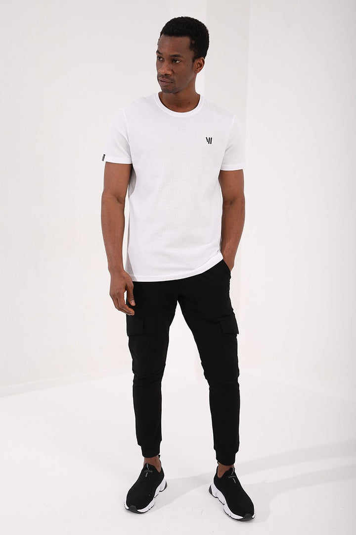 TMY White Honeycomb Patterned Double Arrow Logo Standard Mold O Neck Men's T-Shirt - 87921 - Gütersloh