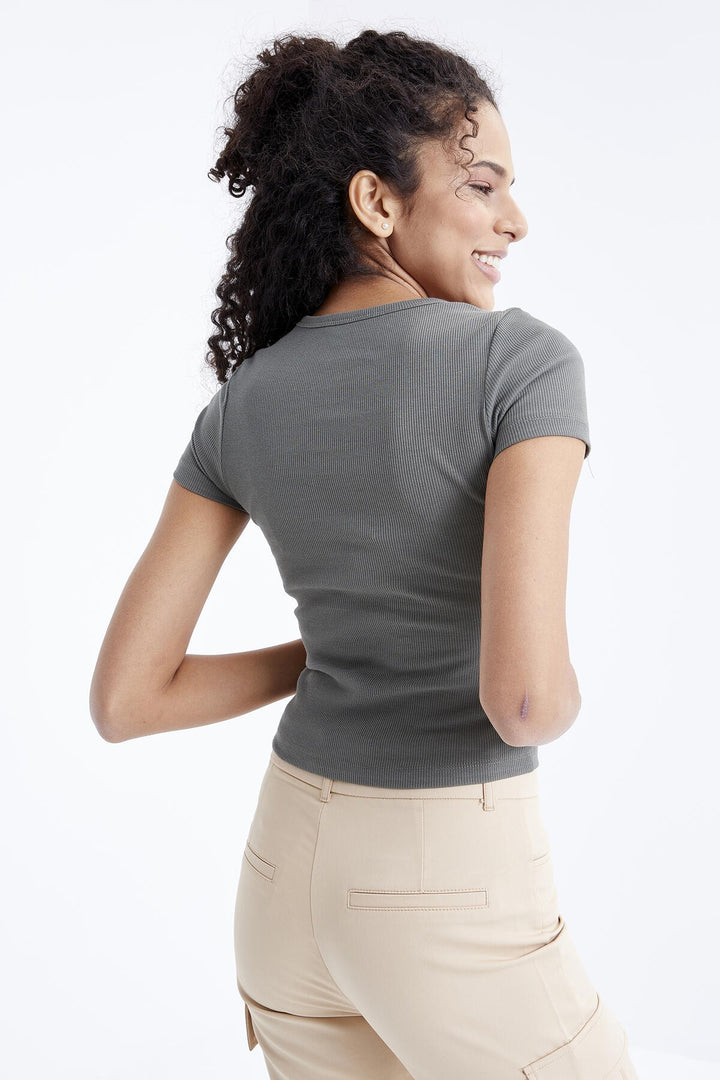 TMY Çağla Basic Short Sleeve Round Neck Women's T-Shirt - 97202 - Castrop-Rauxel