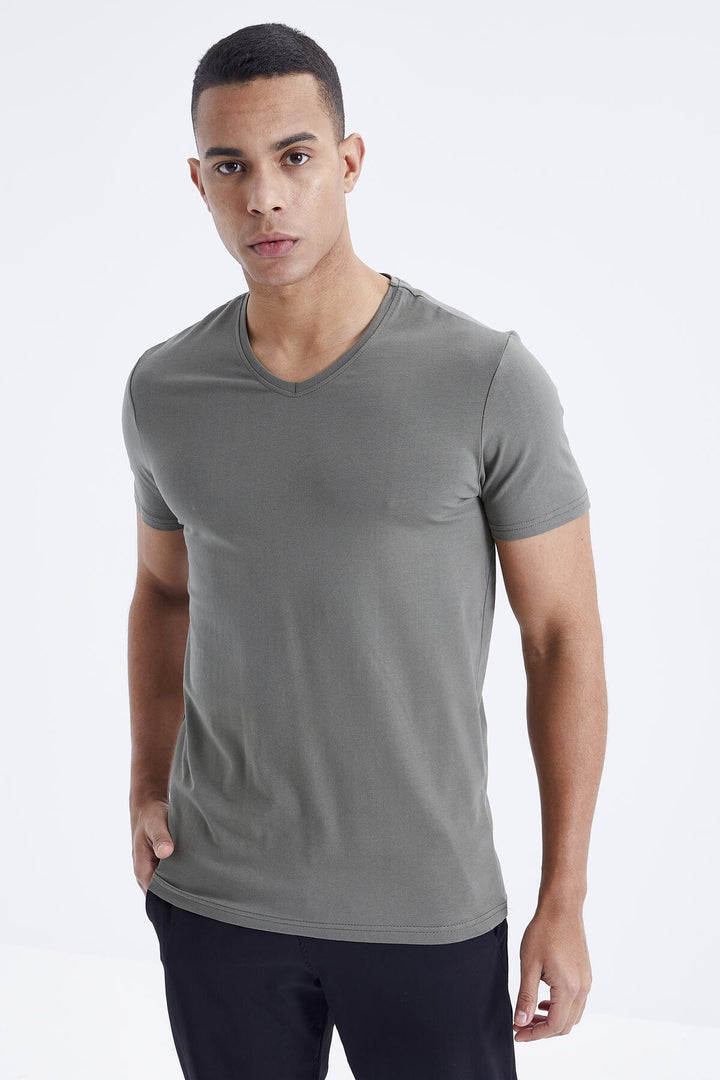 TMY Çağla Basic Short Sleeve Standard Fit V-Neck Men's T-Shirt - 87912 - Pervomaisk