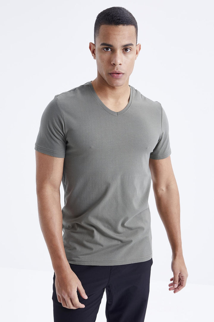 TMY Çağla Basic Short Sleeve Standard Fit V-Neck Men's T-Shirt - 87912 - Pervomaisk