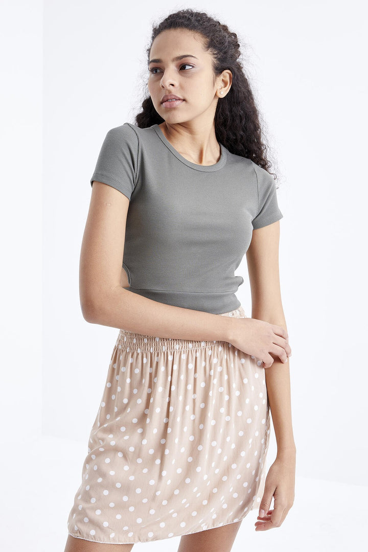 TMY Çağla Basic Side Windowed O Neck Women Crop Top T-Shirt - 97207 - Columbus