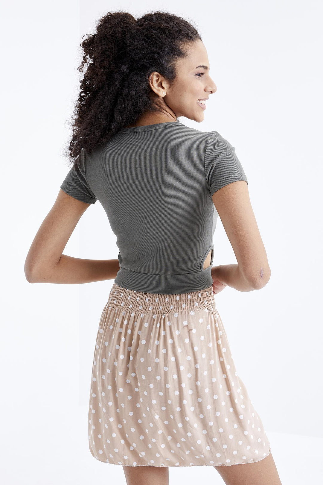 TMY Çağla Basic Side Windowed O Neck Women Crop Top T-Shirt - 97207 - Columbus