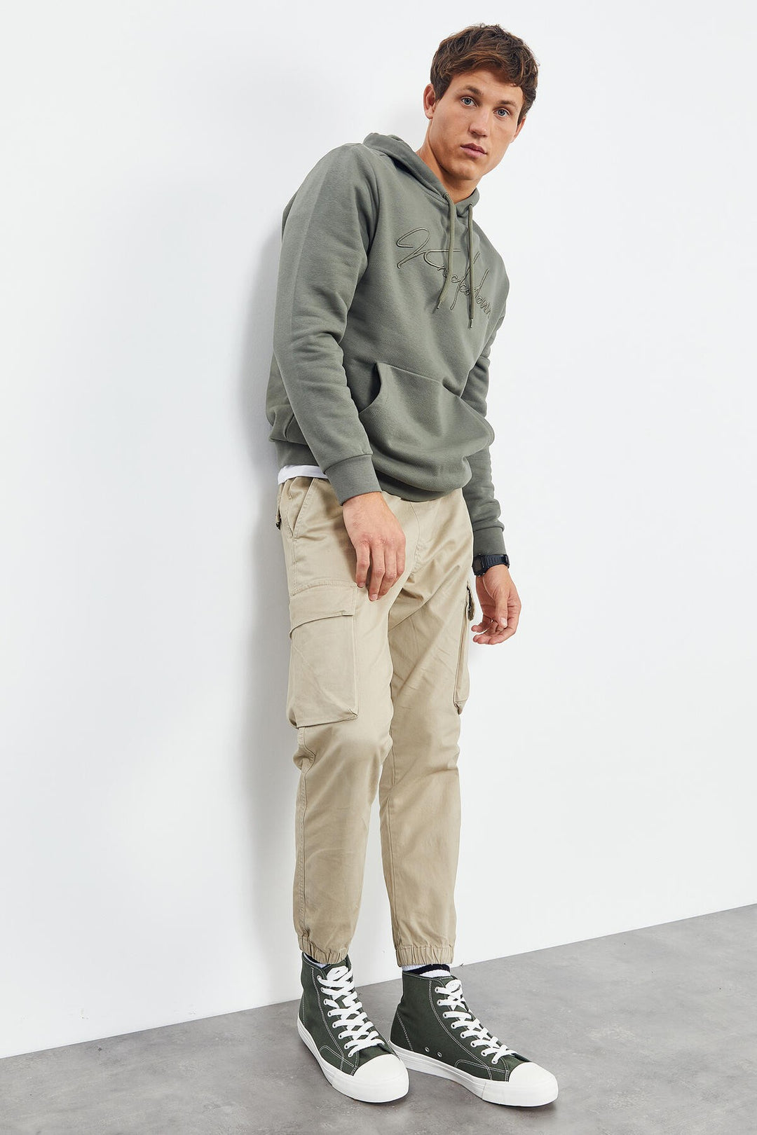 TMY Çağla Handwriting Embroidered Hooded Comfort Fit Men's Sweatshirt - 88007 - Bridgwater
