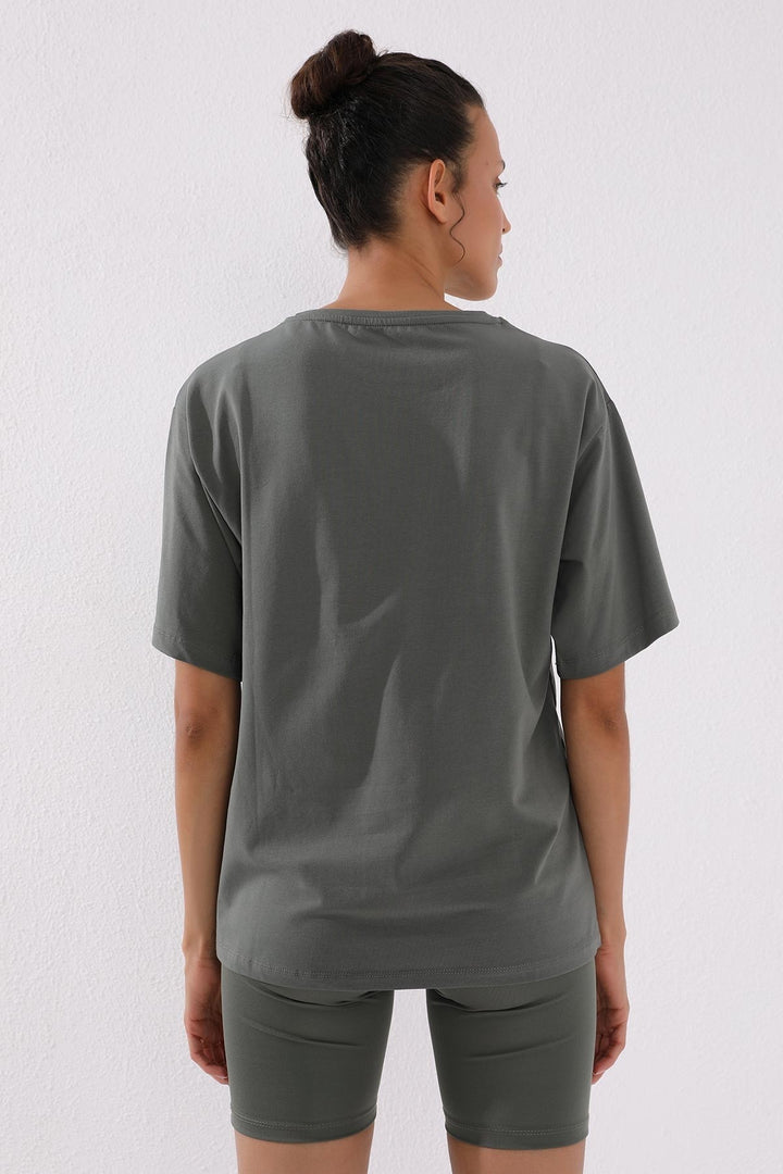 TMY Çağla Deforme Printed Text O Neck Oversize Women's T-Shirt - 97139 - Orsha