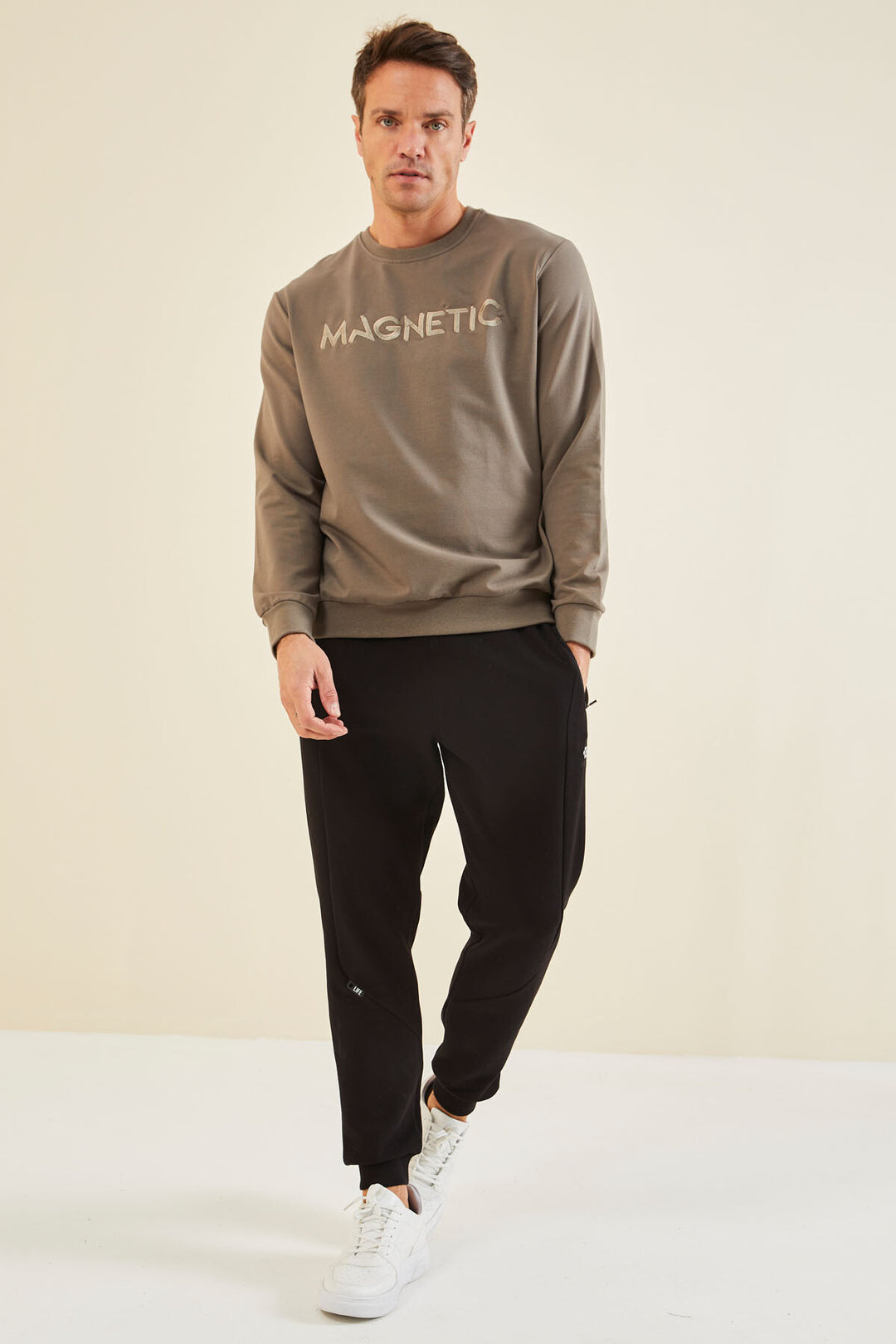 TMY Camel Embroidered O Neck Comfort Fit Men's Sweatshirt - 88020 - Upper Hutt