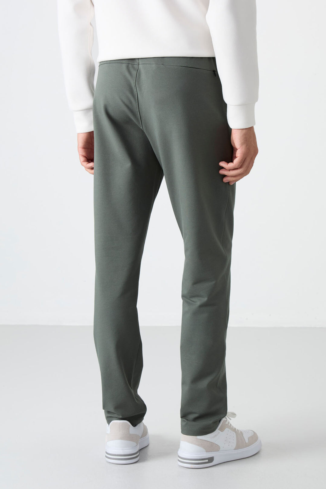 TMY Haki Zippered Three-Pocket Slim Fit Classic Cuff Men's Sweatpants - 84671 - Portland