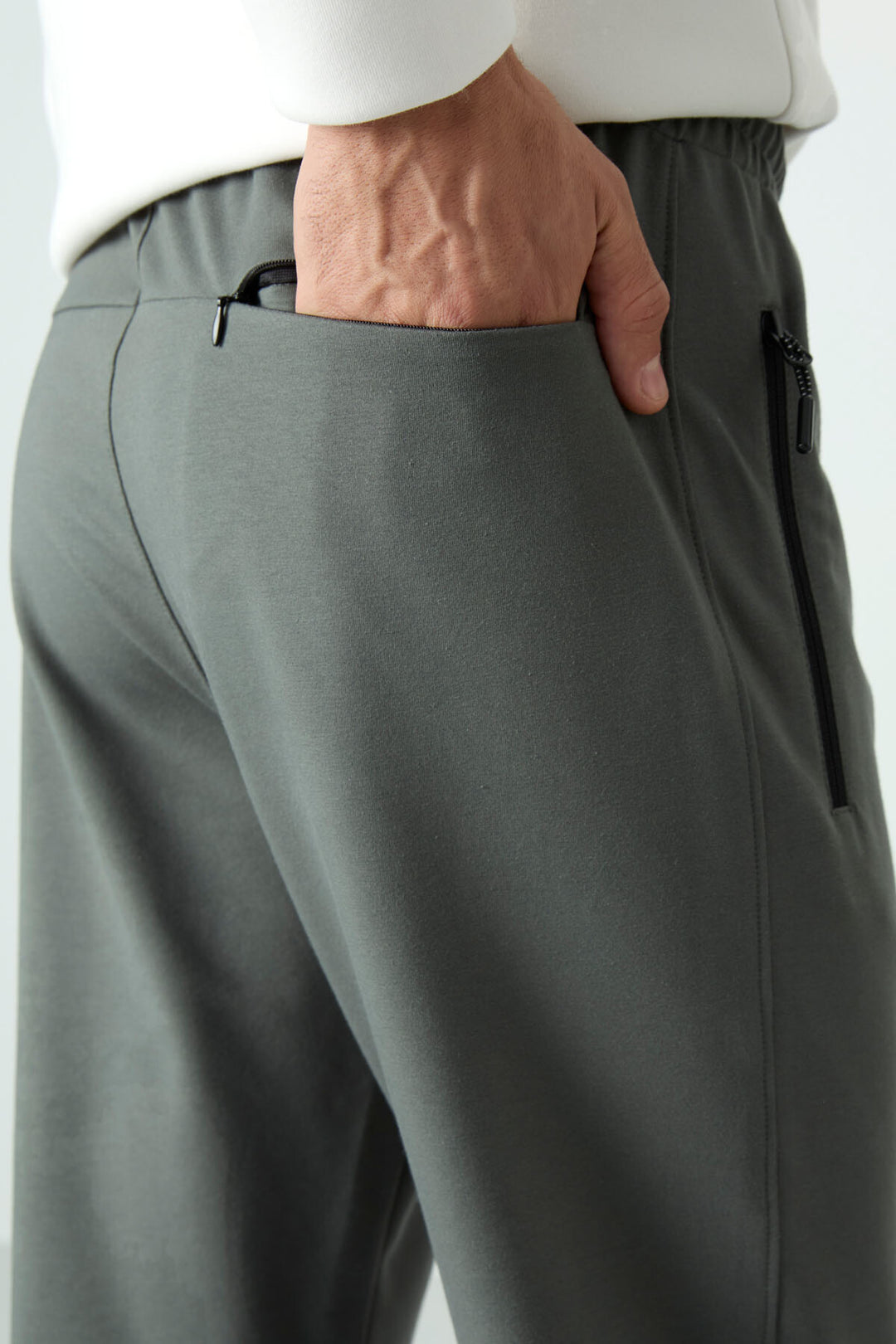 TMY Haki Zippered Three-Pocket Slim Fit Classic Cuff Men's Sweatpants - 84671 - Portland