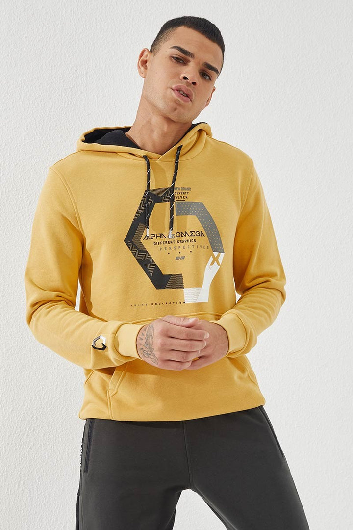 TMY Mustard Geometric Printed Standard Mold Hooded Men's Sweatshirt - 87870 - Los Mochis
