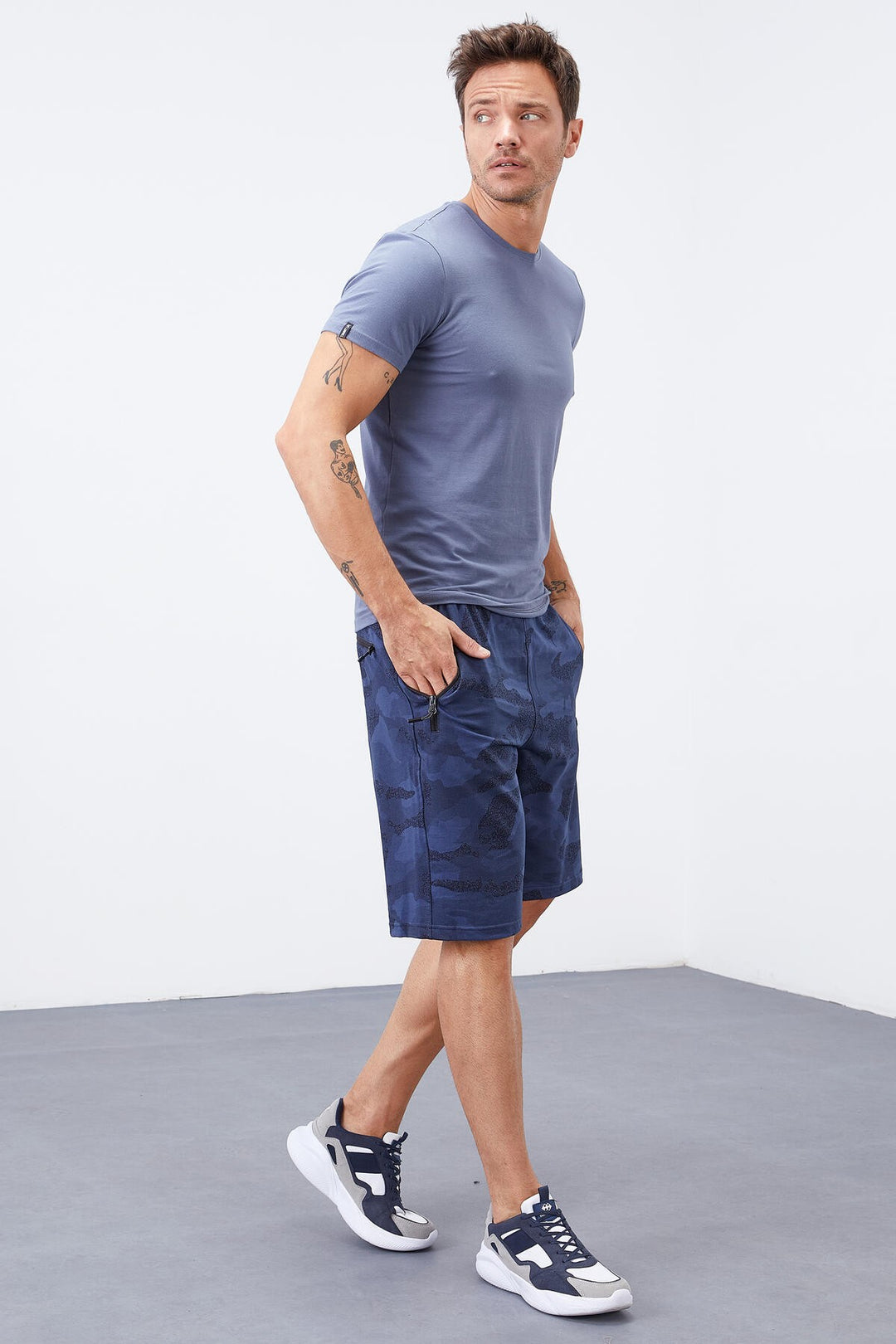 TMY Indigo Camouflage Pattern Standard Fit Men's Shorts - 81157 - Upper Arlington