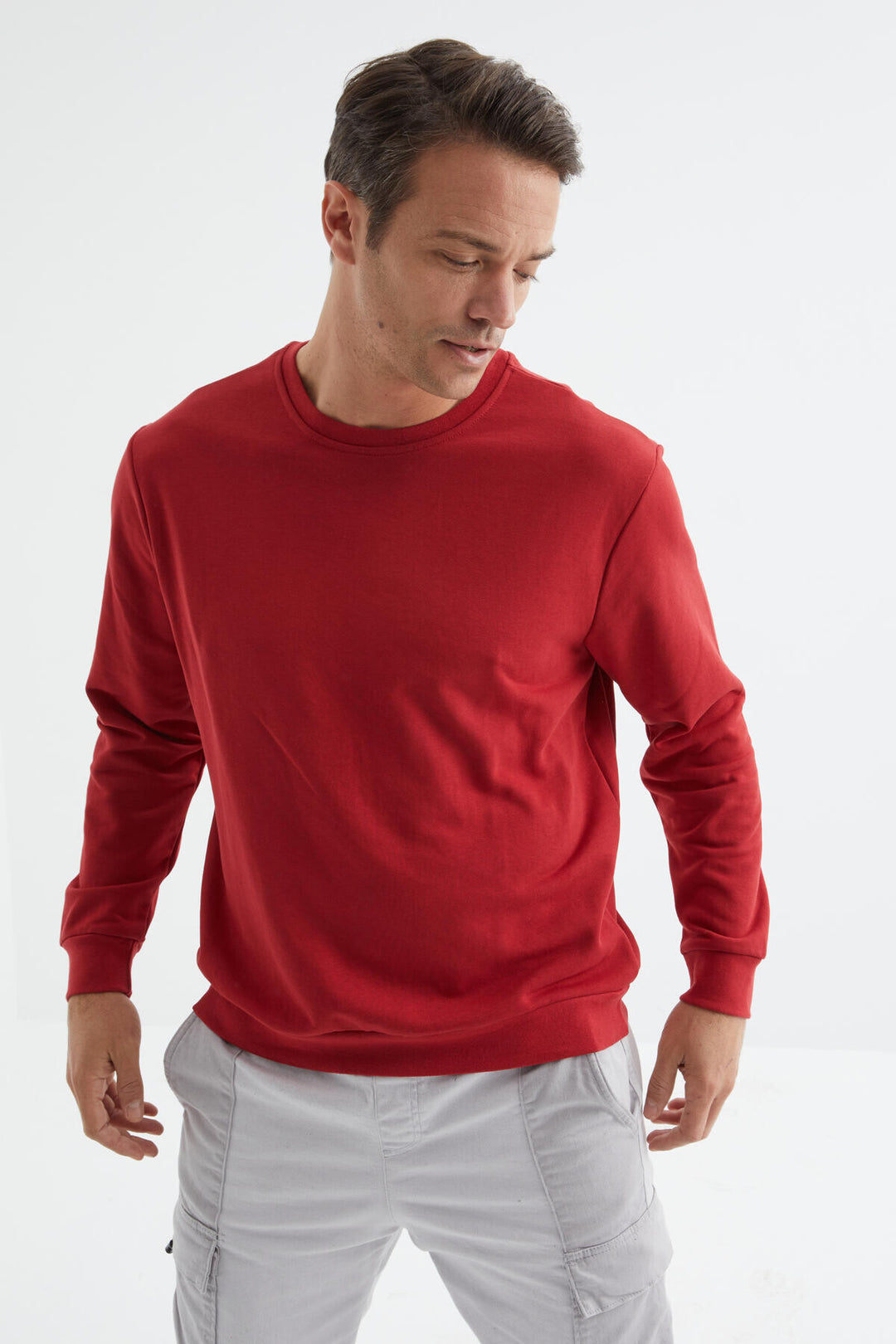 TMY Red Basic Round Neck Comfort Fit Men's Sweatshirt - 88053 - San Marcos