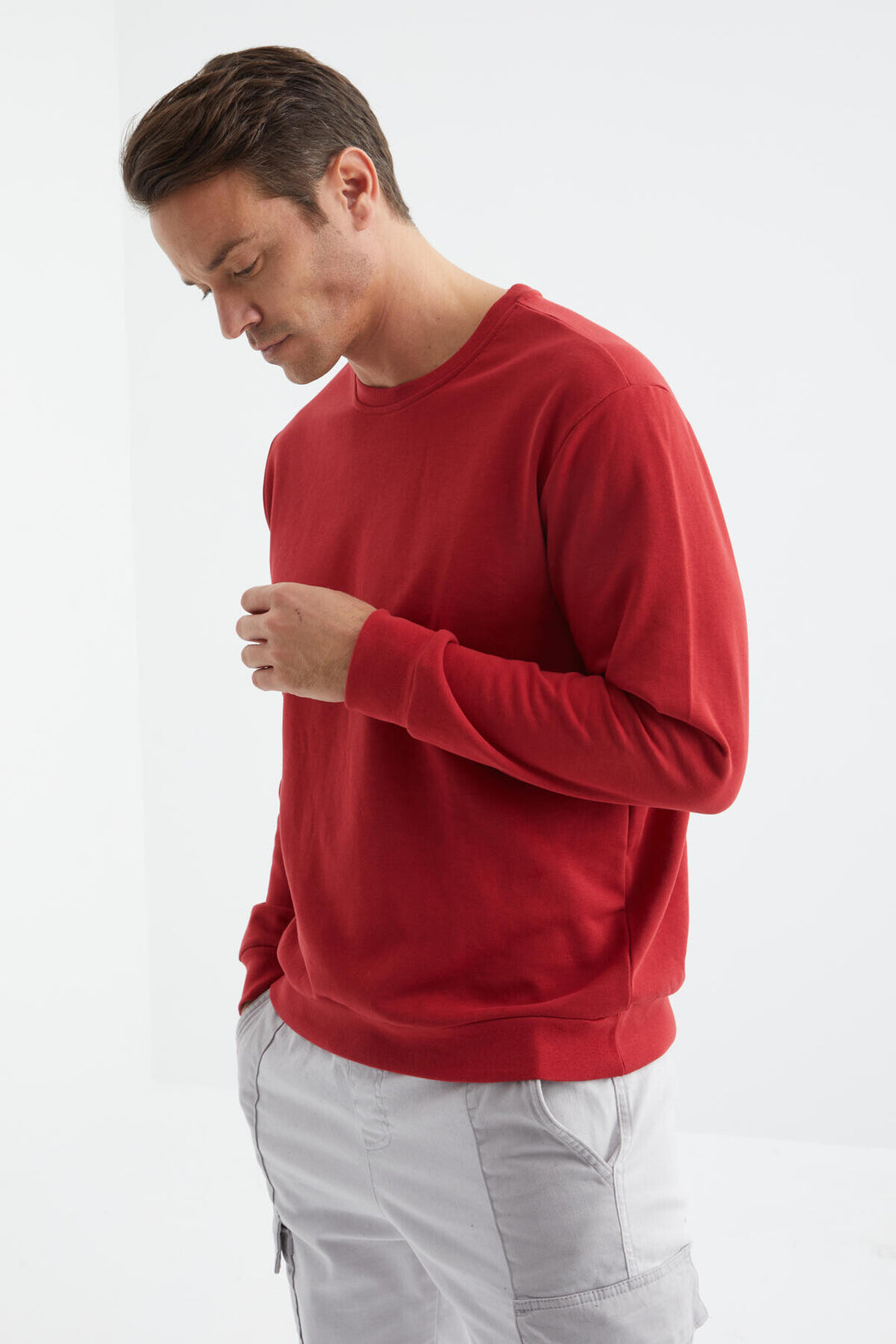 TMY Red Basic Round Neck Comfort Fit Men's Sweatshirt - 88053 - San Marcos