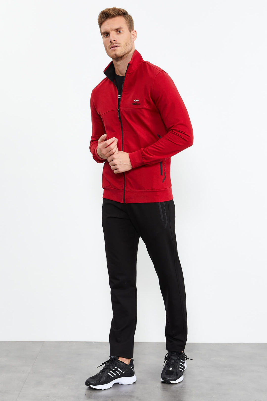 TMY Red - Black High Neck Zippered Standard Fit Classic Cuff Men's Tracksuit Set - 85152 - Capelle aan den IJssel