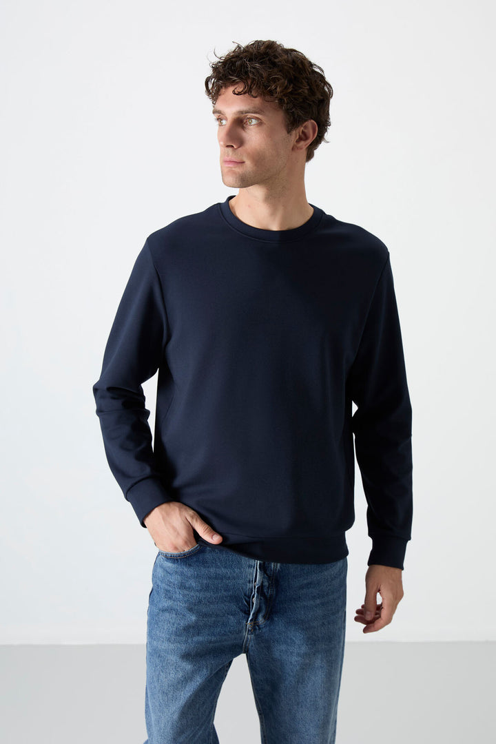 TMY Navy Blue Basic Round Neck Comfort Fit Men's Sweatshirt - 88053 - Albacete