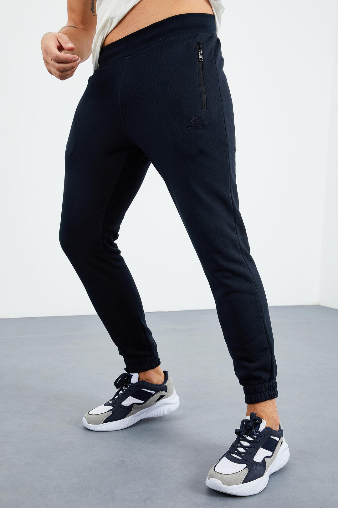 TMY Navy Blue Zippered Pocket Elastic Cuff Comfort Fit Men's Sweatpants - 84856 - West Bromwich