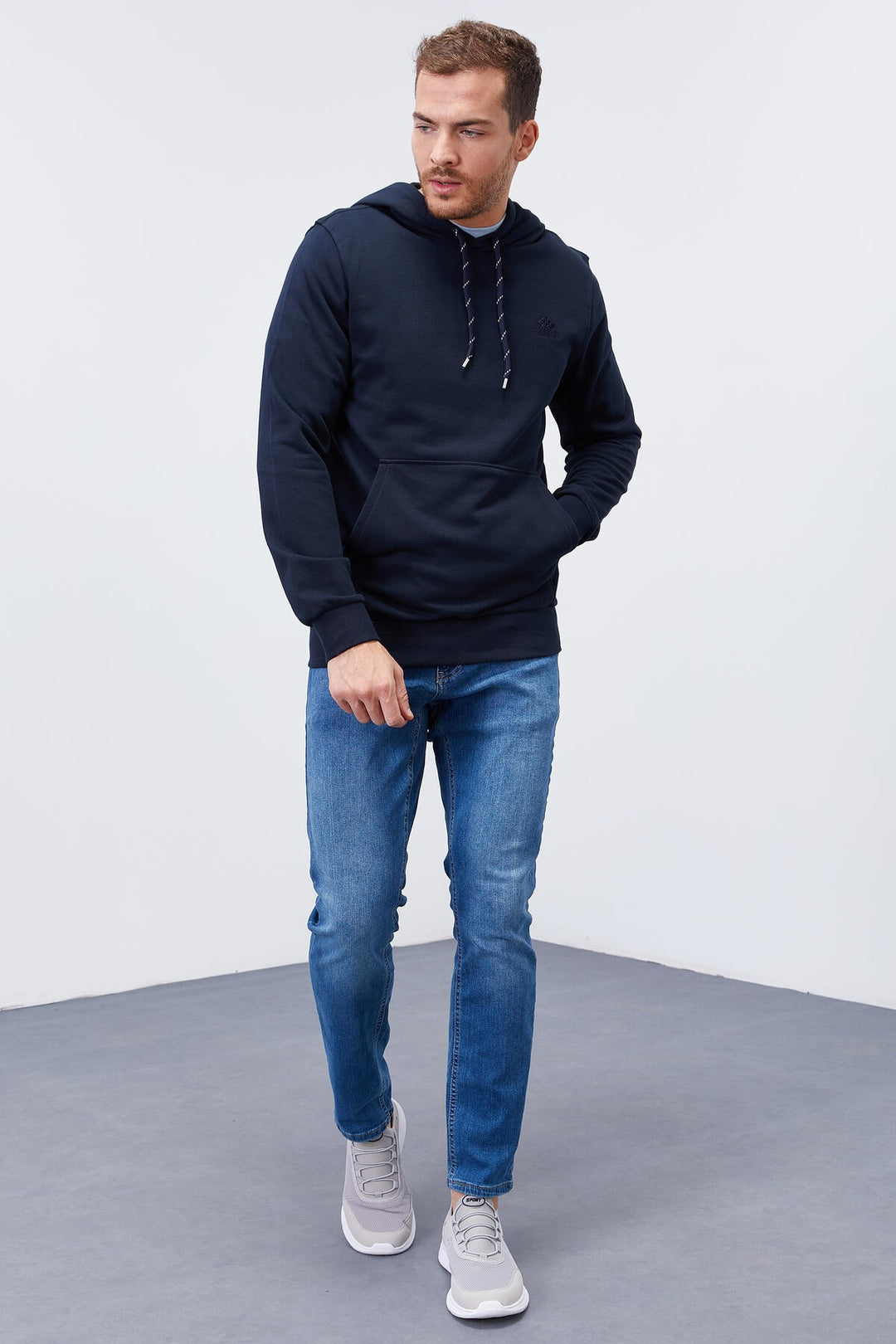 TMY Navy Kangaroo Pocket Standard Fit Hooded Men's Sweatshirt - 87872 - Mérida