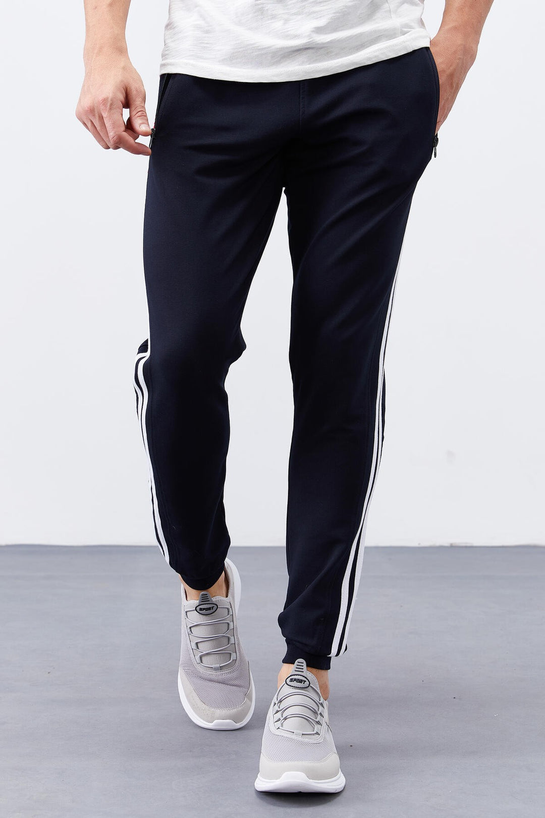 TMY Navy - Red Double Piped Standard Mold Jogger Men's Sweatpants - 84694 - Ciampino