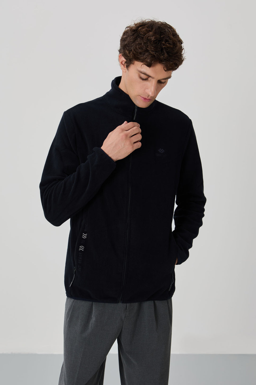 TMY Navy Blue Embroidered Text Zippered Standart Fit Men's Sweatshirt Polar - 87992 - Zoetermeer