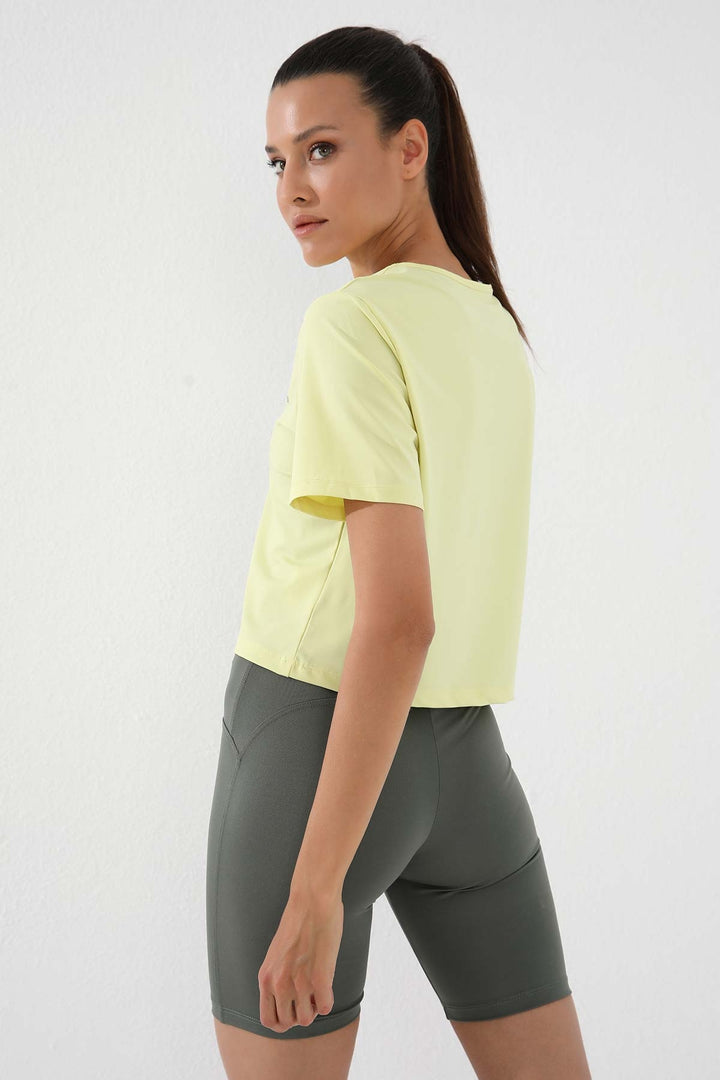 TMY Lemon Basic Short Sleeve Standard Fit O Neck Women's Crop Top T-Shirt - 97143 - Moers