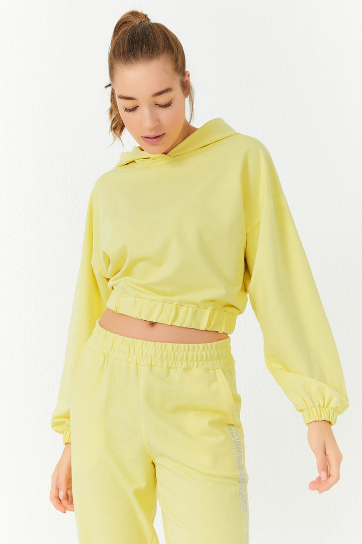 بدلة رياضية نسائية كبيرة الحجم بغطاء للرأس من TMY Lemon مطبوعة - 95295 - روزندال