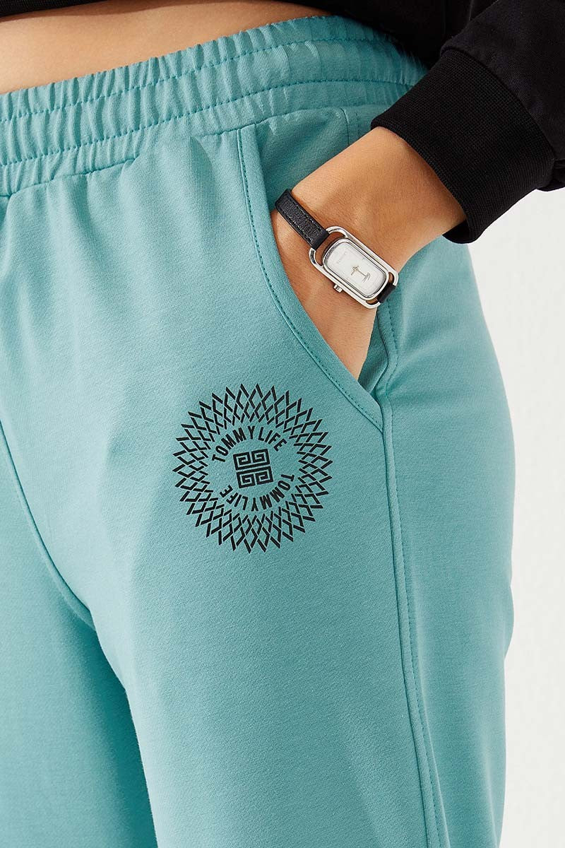 بنطال رياضي TMY Mint Green مخطط مريح بأساور مطاطية للنساء - 94585 - Winston-Salem