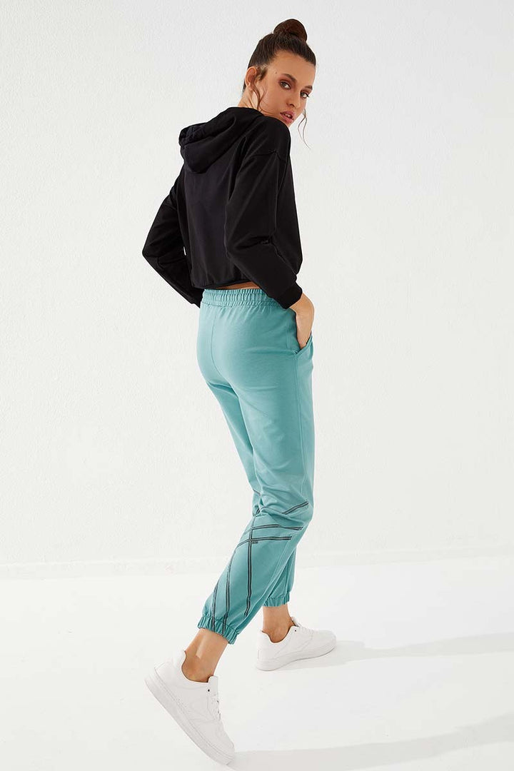 بنطال رياضي TMY Mint Green مخطط مريح بأساور مطاطية للنساء - 94585 - Winston-Salem
