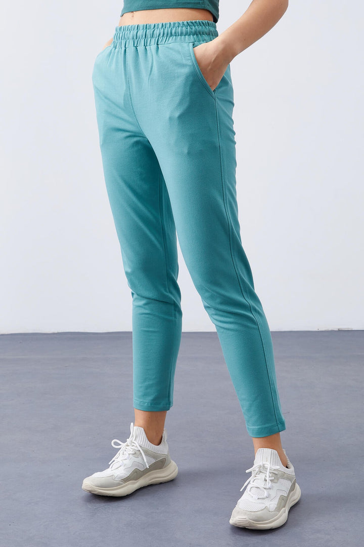 TMY Mint Green بنطال رياضي بخصر عالٍ مريح ونحيف الساق للنساء - 94566 - Antratsyt
