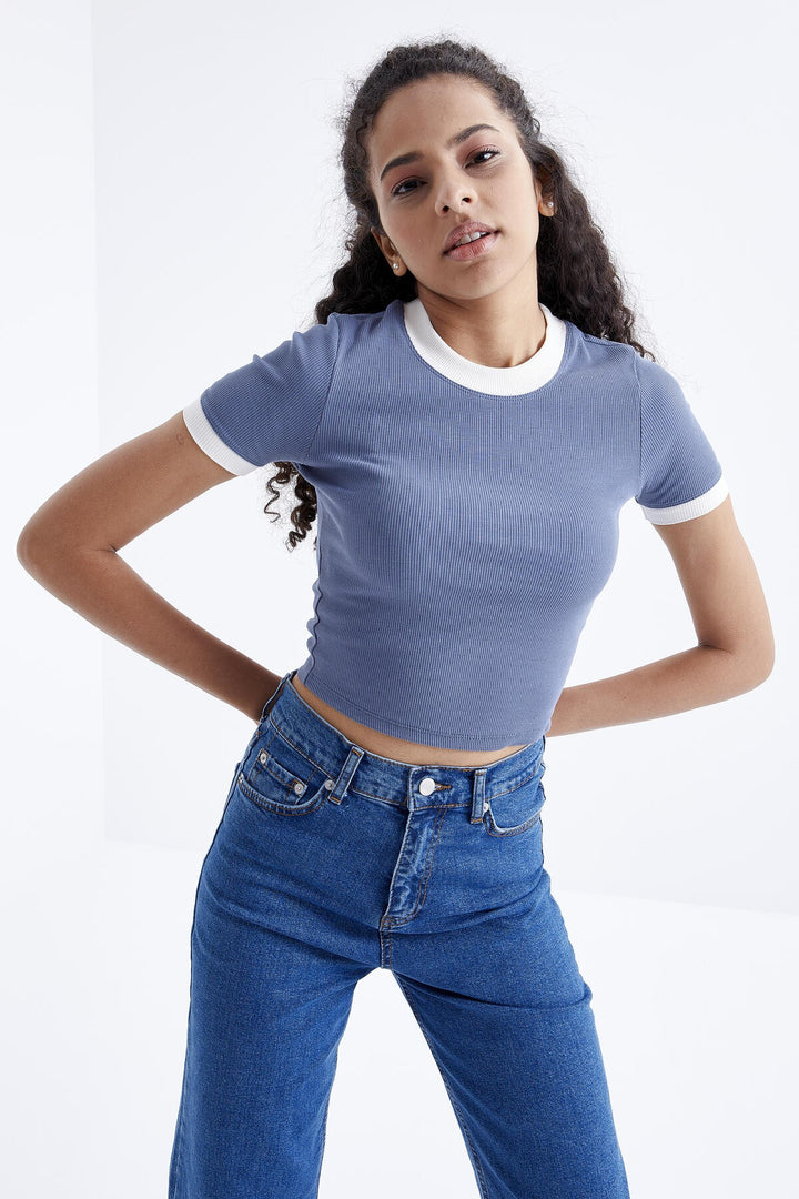 TMY Petrol Basic Sleeve Detail O Neck Women's Crop Top T-Shirt - 97200 - Gallarate
