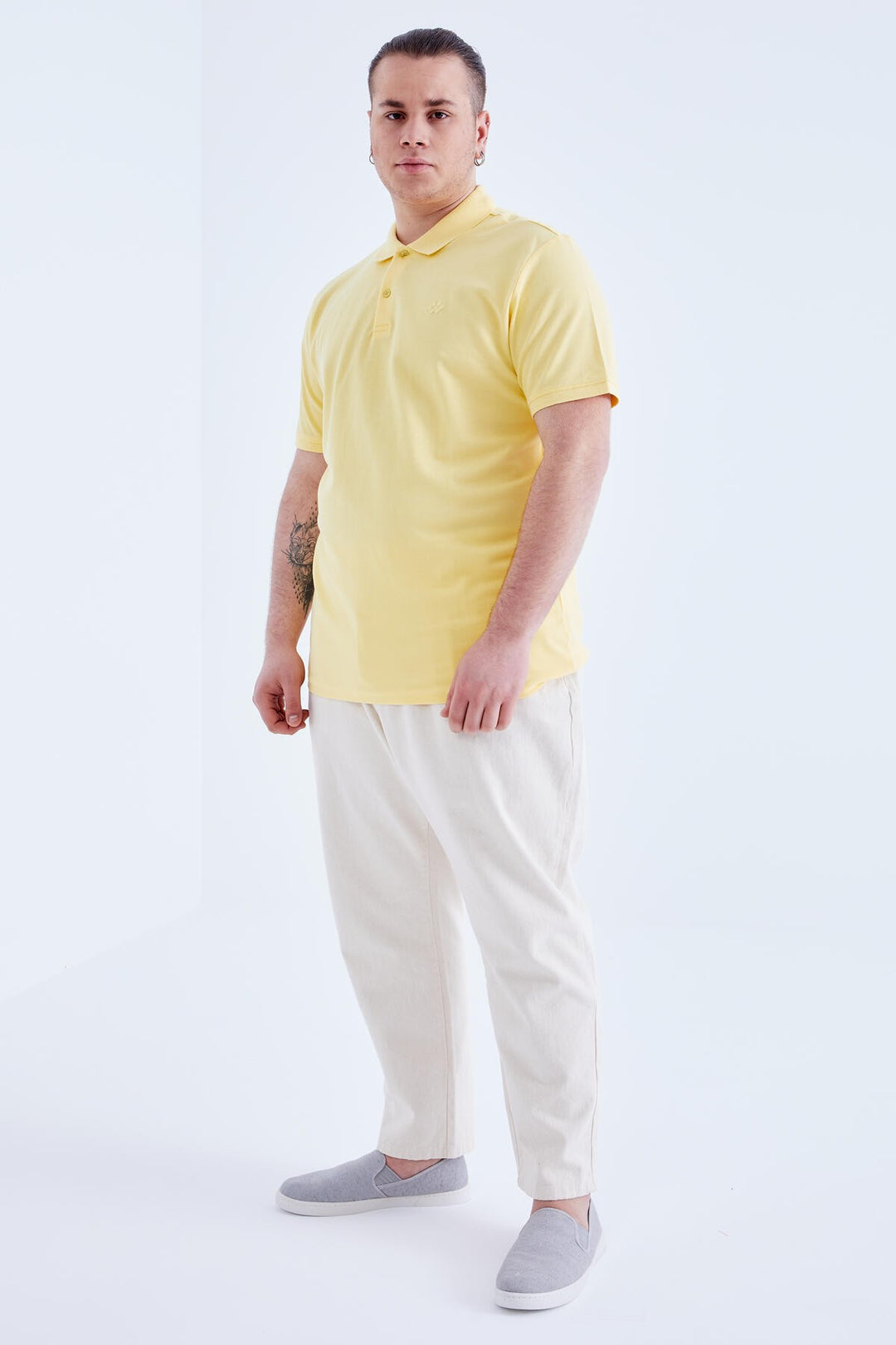 TMY Yellow Basic Logo Standard Mold Knit Polo Neck Men's T-Shirt - 87748 - Greenacres